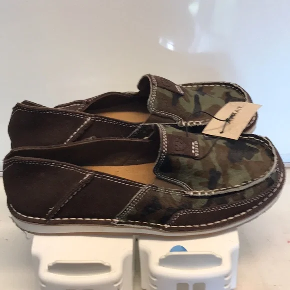 Ariat Women's Camo and Brown Slip-On Shoes - Picture 3 of 10